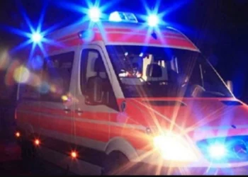 Aksident me vde*je në vend, makina përplas kalimtarin