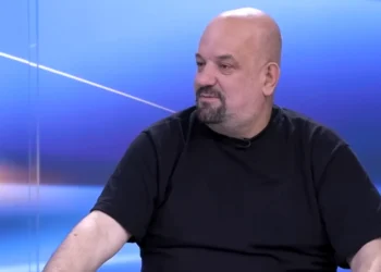 La garën në mes, Ilir Vrenozi tregon arsyet në ‘Shqipëria Live’: E ndava mendjen kur u futa brenda…