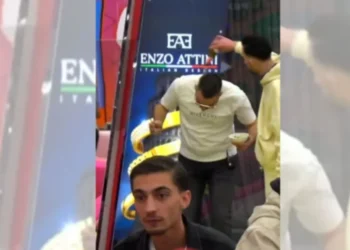 “Ke ardhur gjatë gjithë kohës duke mu fërkuar”/ Debat i ashpër në shtëpinë e Big Brother, Kristi lag me birrë banorin e ri (Video)