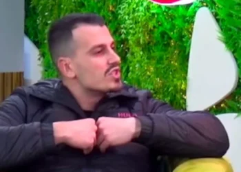 “Jemi puthur, flisnim me…”/ Mateo RRËFEN detaje të tjera për Brikenën: Nuk kemi shkëmbyer vetëm 4 mesazhe…