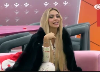 Artani për Brikenën: “B*shtra, desh të më provokonte”/ Reagojnë menjëherë familjarët e saj (Video)