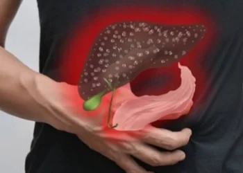 6 shenja paralajmëruese që tregojnë se mëlçia juaj është plot me toksina