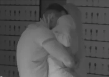 “Jam i çmendur pas teje”- Ç’ndodhi orët e para të mëngjesit mes Mateos dhe Brikenës? (Video)