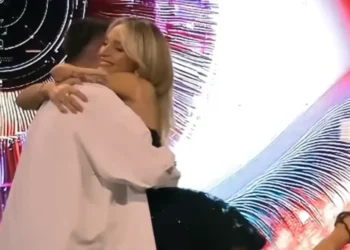 “Nuk do të bjerë poshtë”, vëllai me reagim për Selin pas daljes së Gimbos