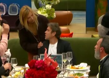 “Ordiner! Të përjashtohet!”/ Ndjekësit shpërthejnë ndaj Ilir Shaqirit pas këtij veprimi kundrejt Moza Ahmetit!