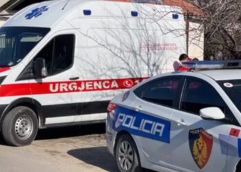Ngjarje tragjike/ Gjendet i pajetë në banesën e tij një person, detajet e para