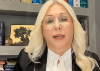 Hëna e re tek shenja e Dashit: Astrologia Crysanthi Kalogeri përcakton ditët më me “rrezik” të javës