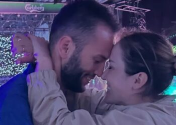 Në krahët e Eduartit, Arbana Osmani reagon për herë të parë pas situatës me Olën: Merr vëmendje ky shkrim (Foto)