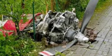 Tragjedi në Gjermani/ Aeroplani bie në zonë banimi, raportohet për të vd*kur