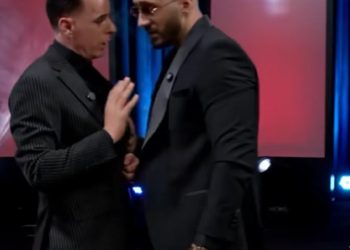 “Mendon se më tremb?”/ Joz Marku përleshet fizikisht me moderatorin në Kosovë, POR… (VIDEO)