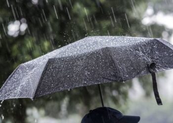 Fundjava rikthen reshjet e shiut/ ‘Surprizat’ e motit, ja sa priten të shkojnë temperaturat nesër