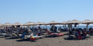 Tragjedi në bregdetin shqiptar, mb*ten në det dy të mitura