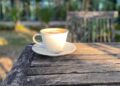 Harrojeni kafenë në mëngjes, këto pije përshpejtojnë metabolizmin dhe ndihmojnë në humbjen e peshës