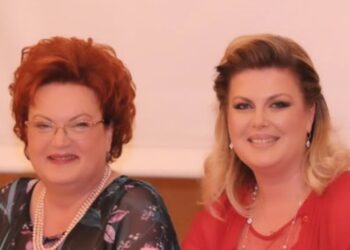 “Më iku një mike, shoqe, nëna e dytë e djalit tim!” Eni Çobani zemërth*er për ndarjen nga jeta të Brikena Baxhakut