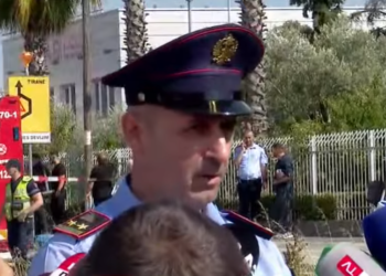 Aksidenti tragjik i furgonit, policia: 2 v*ktima dhe 15 të pIagosur, një fëmijë në gjendje kritike