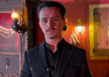 “Atë tipen kalojeni në vend të dytë”, Akili shpërthen për Mozën dhe sulmon produksionin