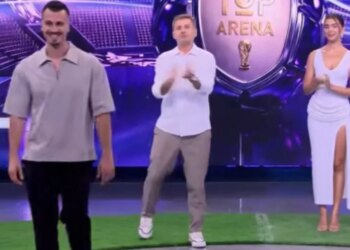 Incident në Top Arena/ Edi Manushi ndërpret emisionin dhe kërkon ta çojnë Mateo Borrin në shtëpi