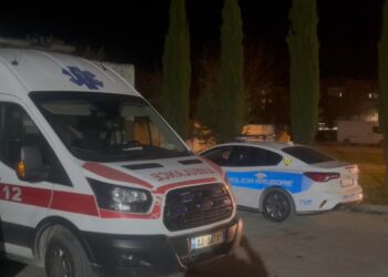 Ngjarje e rende! Aksident me vd*kje në Tiranë, humb jetën drejtuesi i motomjetit