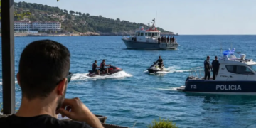 Ndodh në Shëngjin: Gruaja kujtoi se burri i saj u mb*t, s’do ta besoni ku e gjeti pas disa orësh