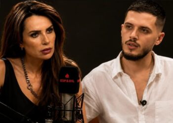“Na hodhën bomb*n mbi shtëpi, dyert u mbushën me plumba”, Bardhi rrëfen : Një vajzë e re në jetën time po m…